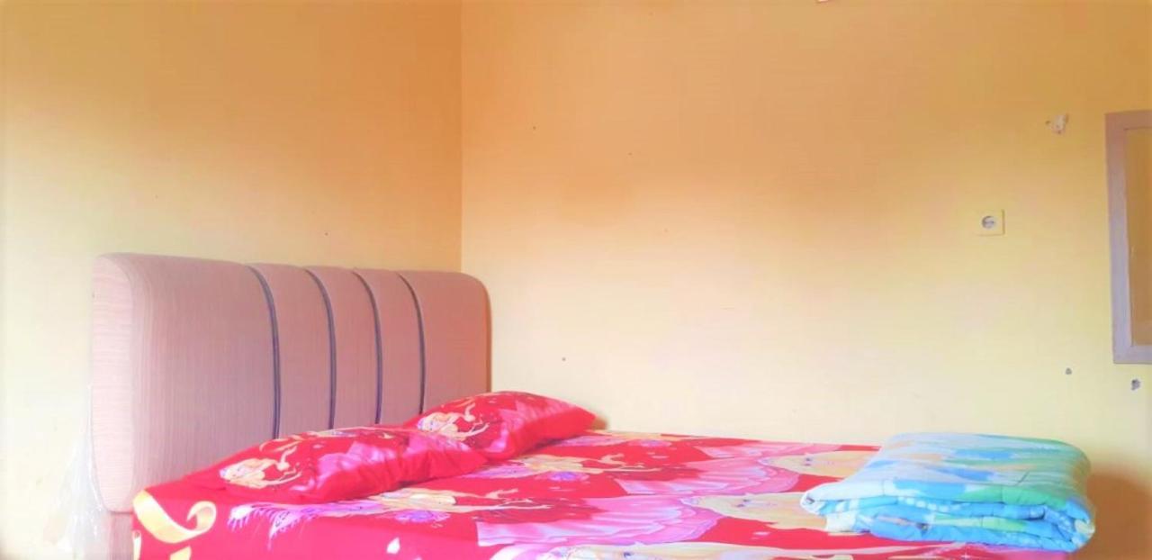 Labuhan Spot On 2969 Hotel Citra Ayu מראה חיצוני תמונה